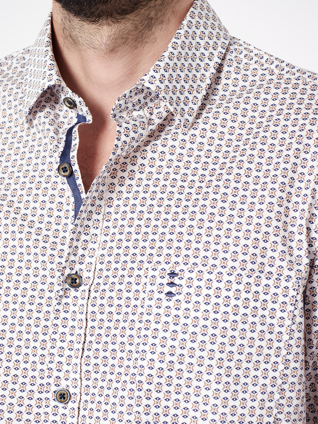 Camisa estampada con contrastes regular fit