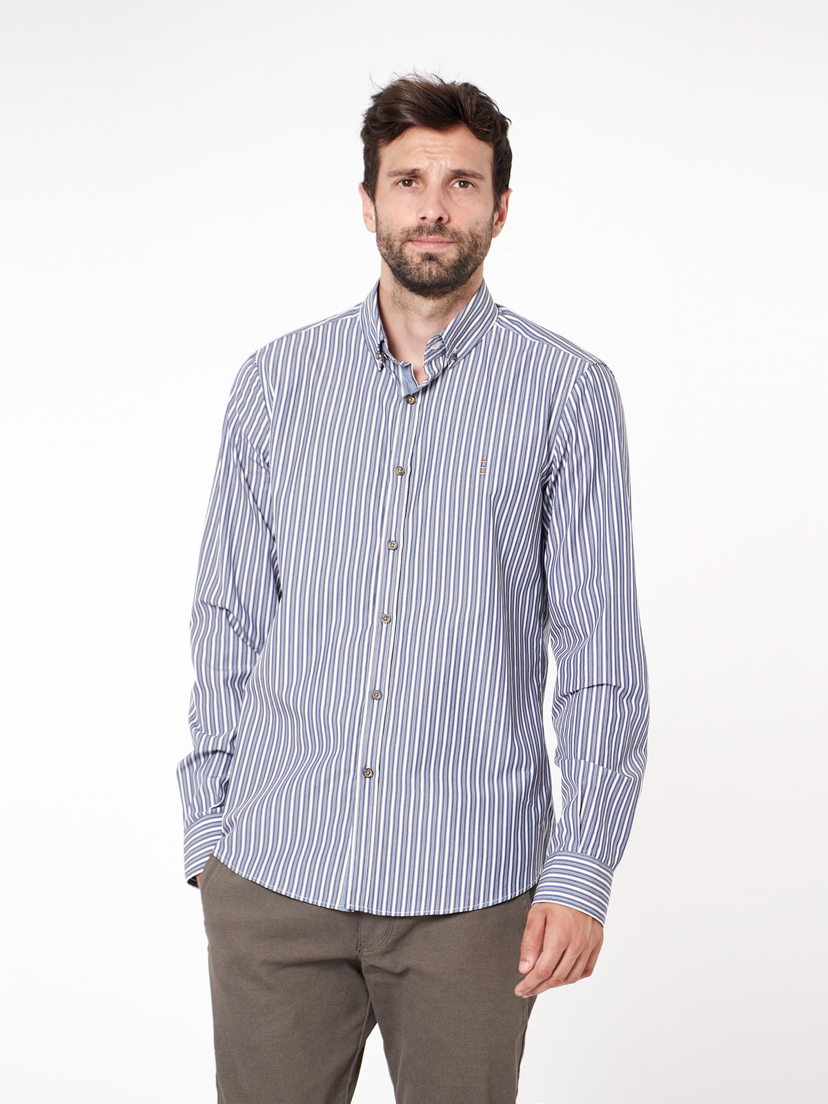Camisa de rayas con detalles slim fit