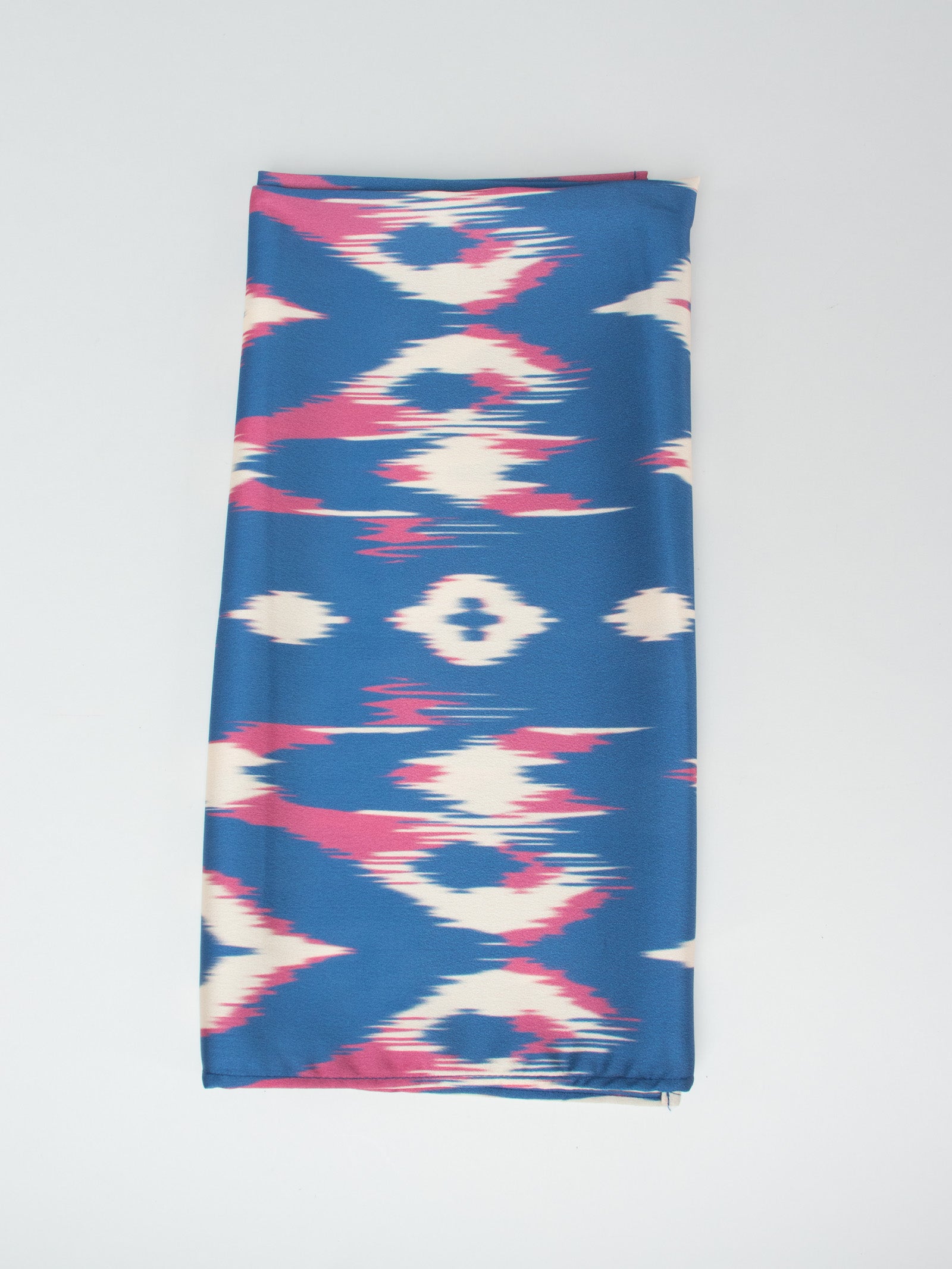 Pañuelo con estampado ikat