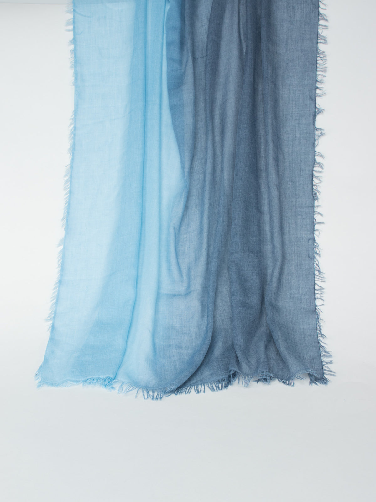 Gradient foulard