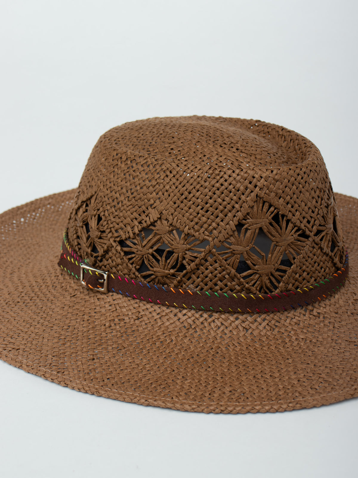 Hat with ribbon detail