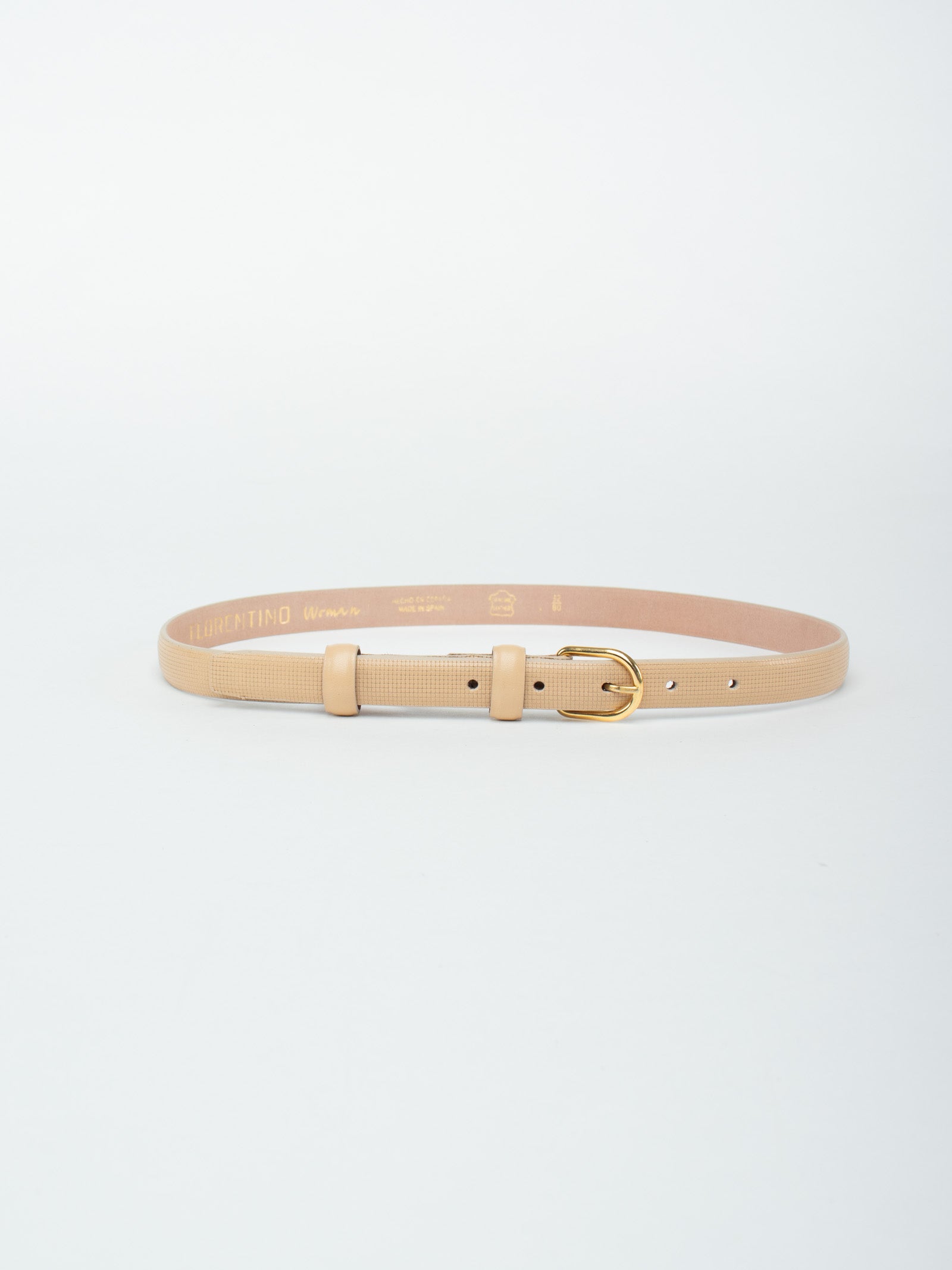 Cinturón piel grabada