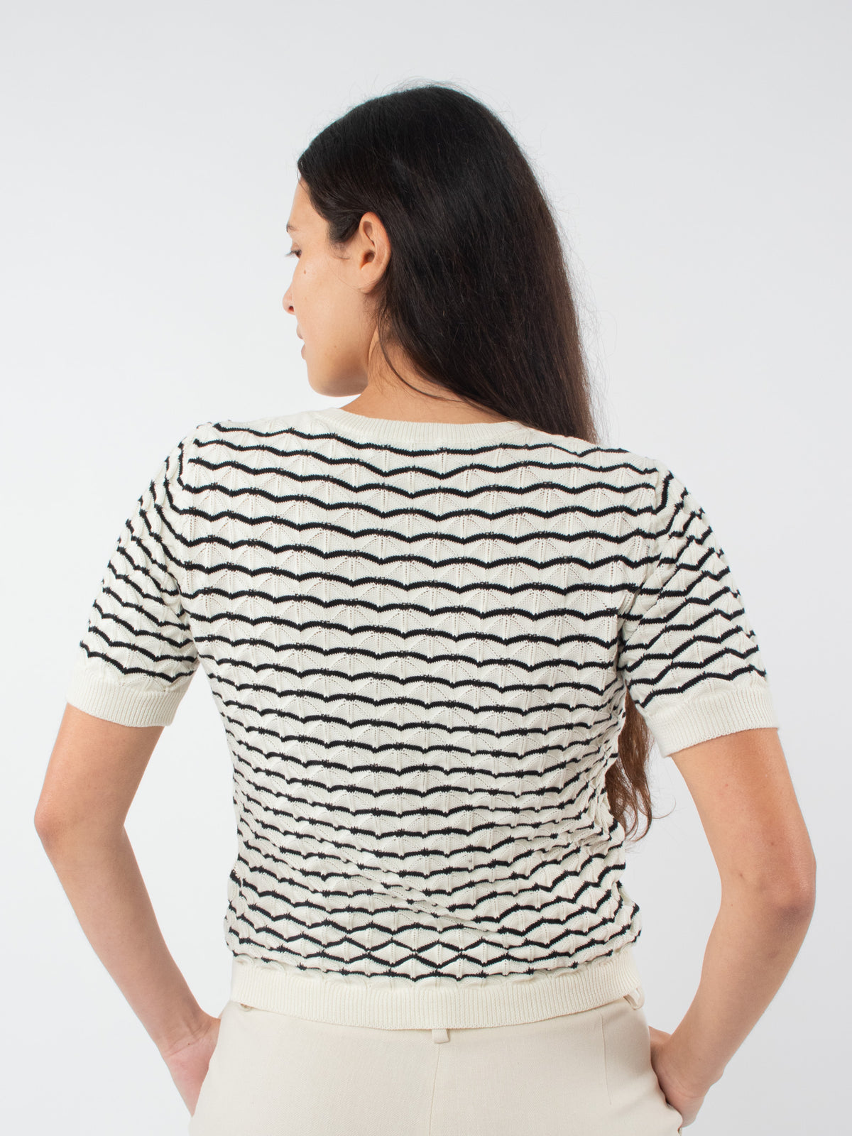 Short-sleeved jumper
