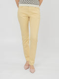 Pantalón tejanero recto tiro medio