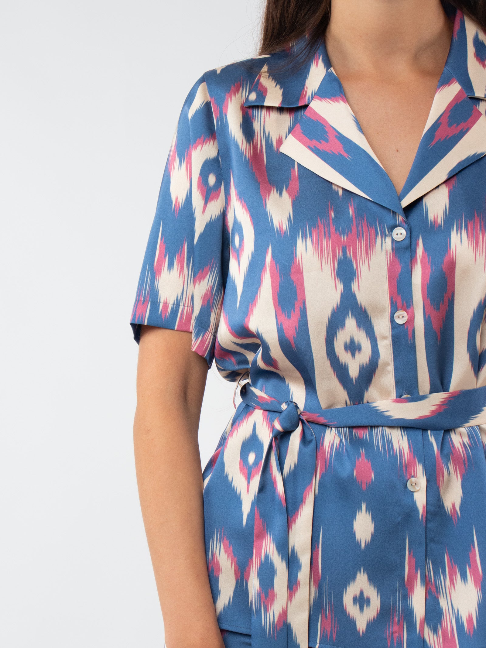 Printed blouse with belt