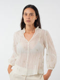 Blusa flores bordadas