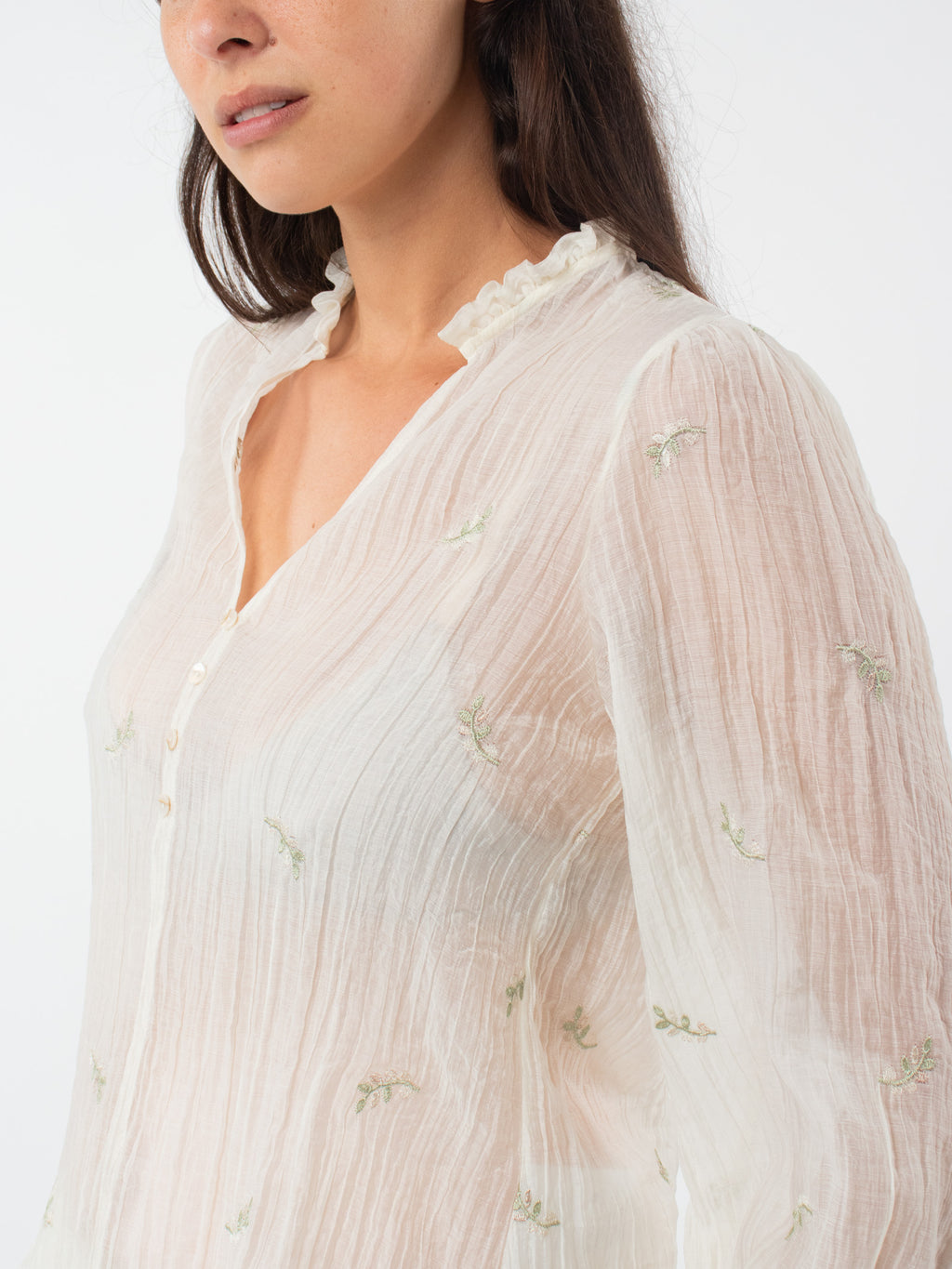 Blusa flores bordadas