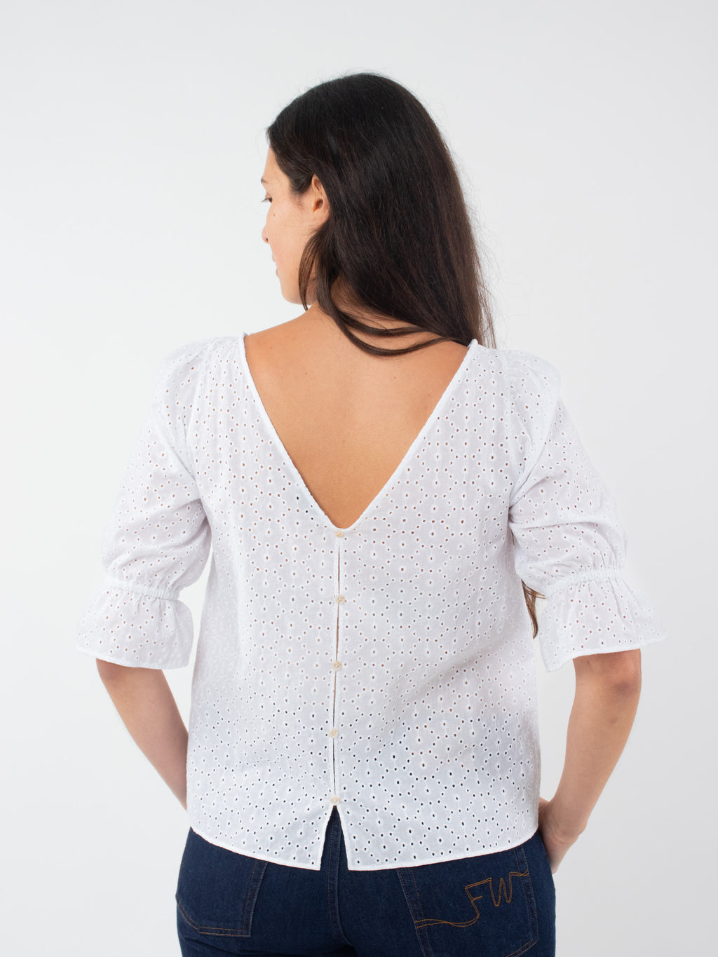 Blusa bordados perforados