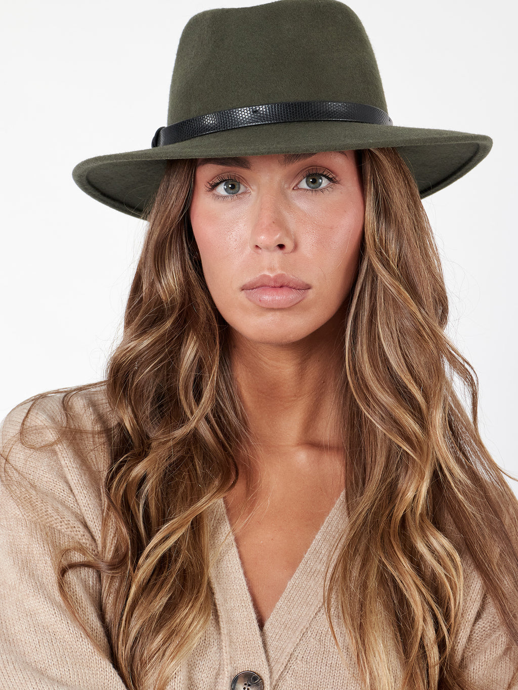 Sombrero lana detalle cinta