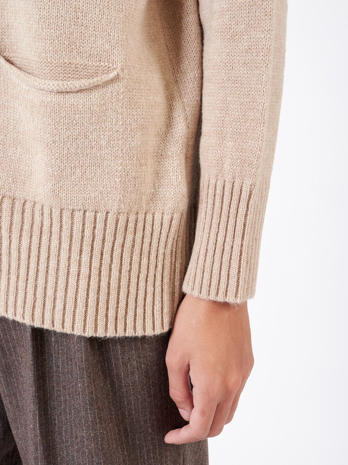 Plain knit cardigan