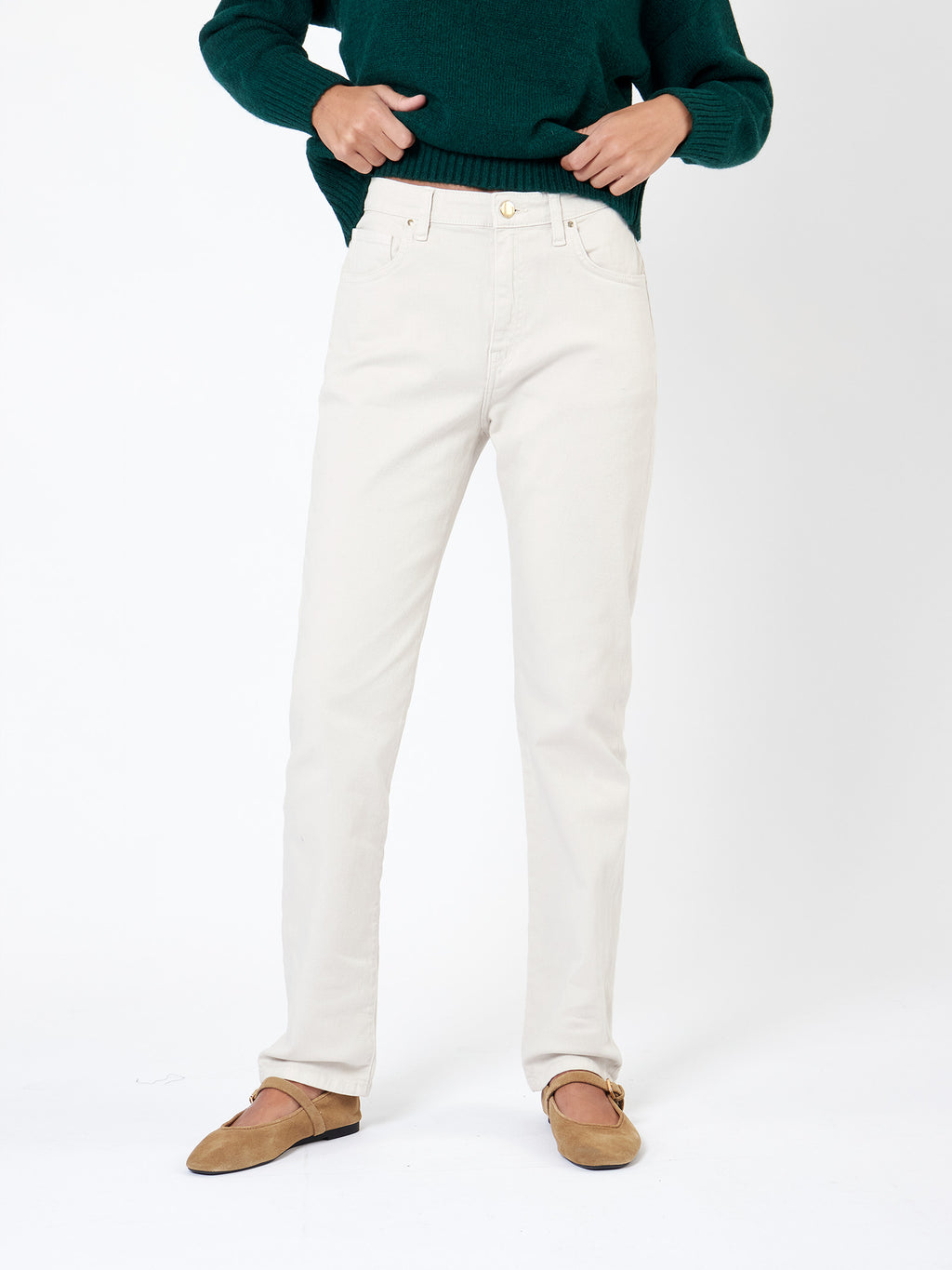Pantalón tejanero recto tiro medio