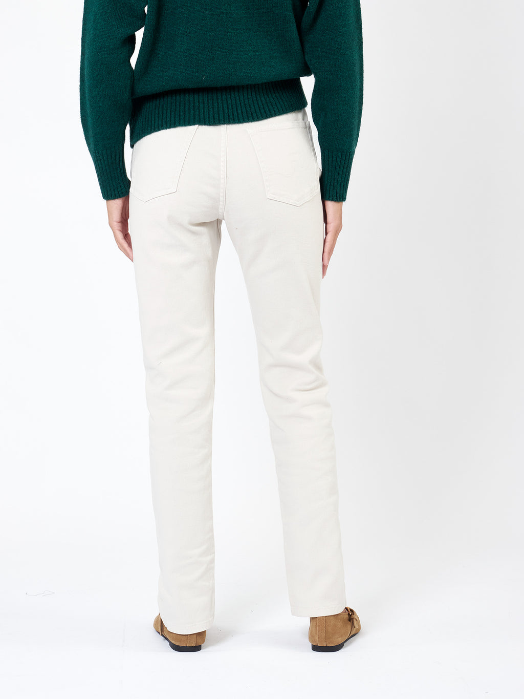 Pantalón tejanero recto tiro medio