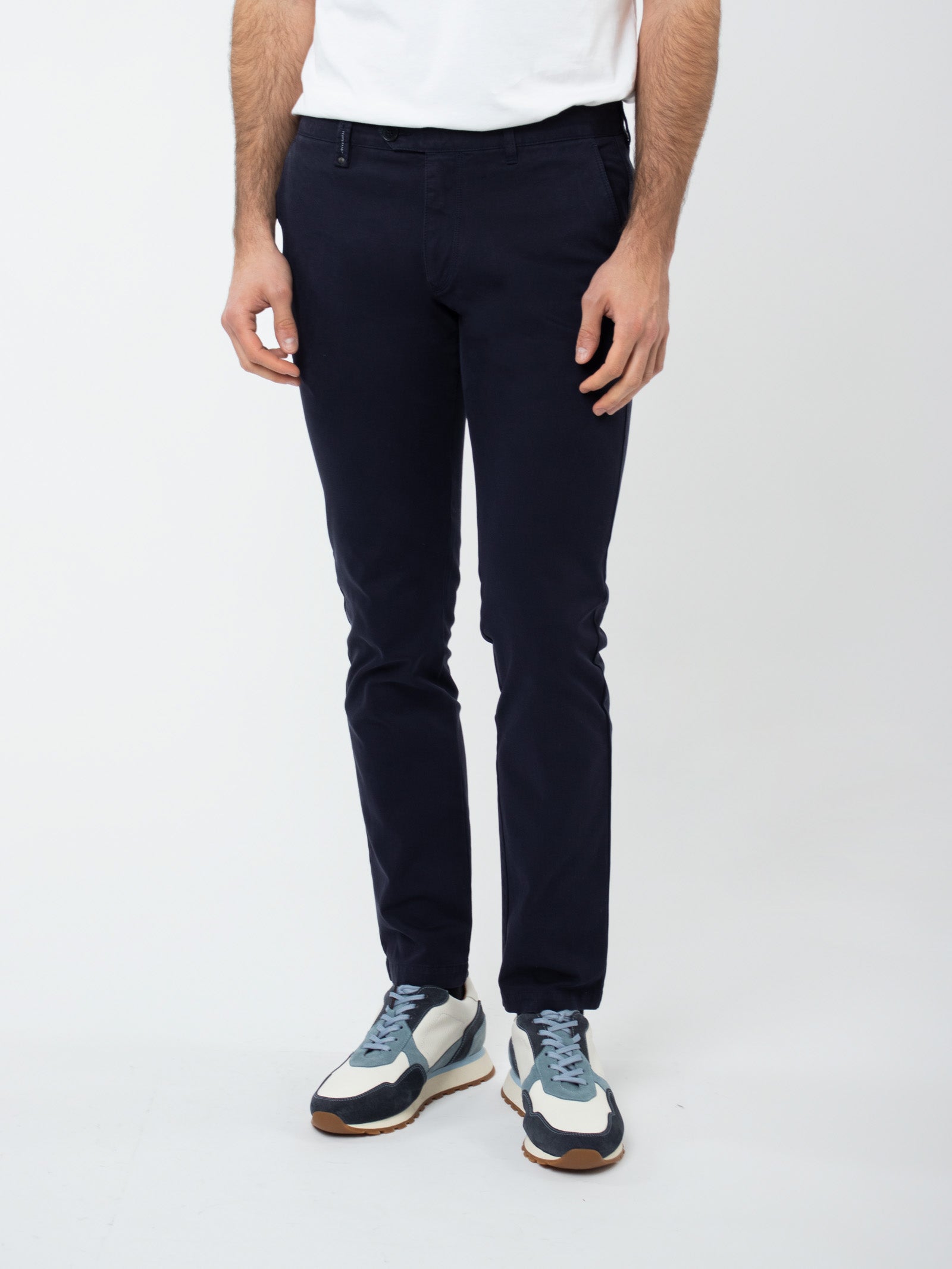 Pantalón chino slim fit