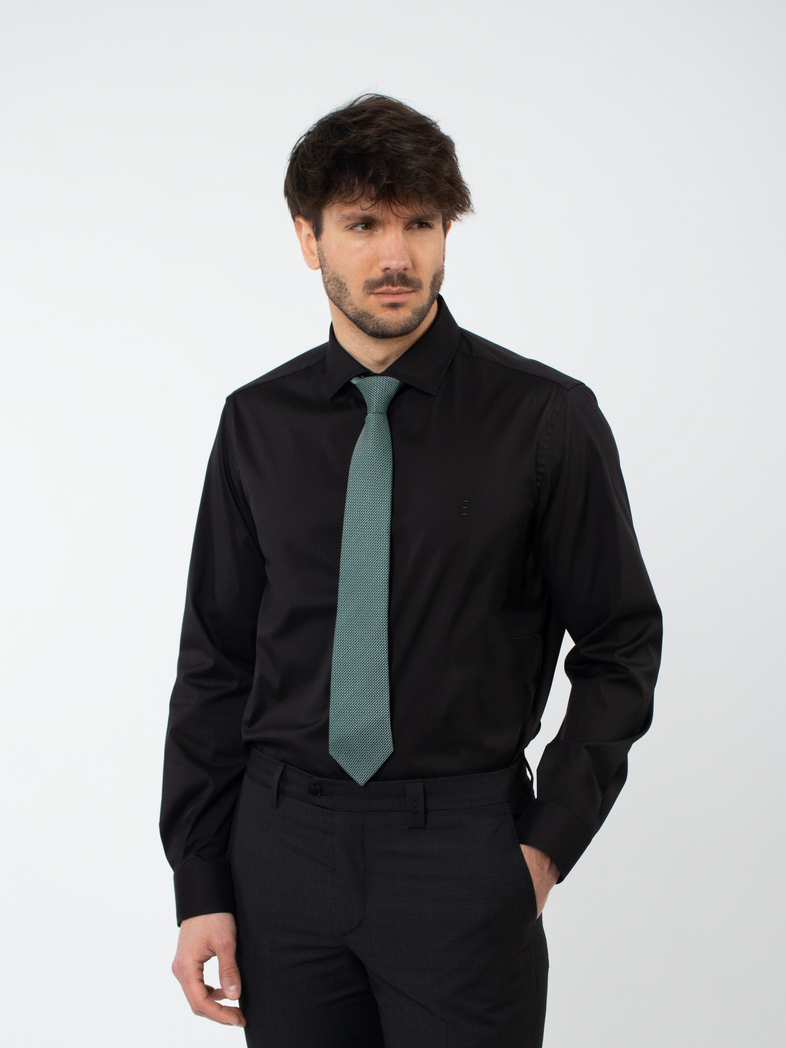 Slim fit plain cotton shirt